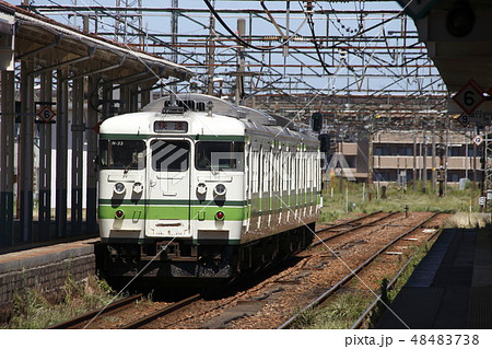 終焉近い信越線115系（快速） 48483738