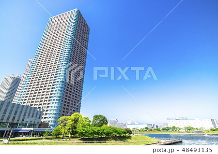 水辺の都市風景 水辺の都市風景 48493135