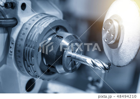 The operation of tool making machine. The operation of tool making machine. 48494210
