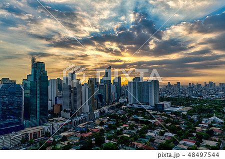 フィリピン・マニラ 都市風景 マジックアワーの写真素材 [48497544 