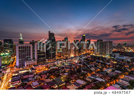 フィリピン・マニラ 都市風景 マジックアワーの写真素材