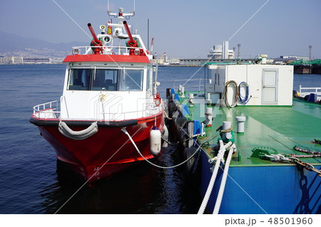 消防艇、消火活動用船舶 48501960