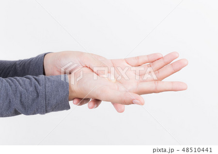 Woman hand pain on white background 48510441