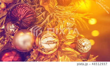 Beautiful Christmas ornament gold and red Beautiful Christmas ornament gold and red 48512937