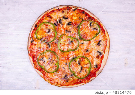 Paprika, mushrooms and tomatoes pizza Paprika, mushrooms and tomatoes pizza 48514476