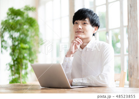 男性 ライフスタイル 男性 ライフスタイル 48523855