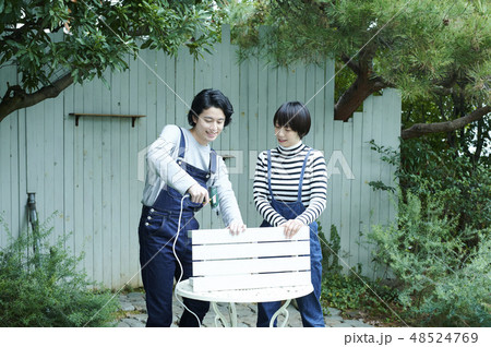 カップル　DIY　趣味 48524769