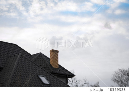chimney on roof 48529323