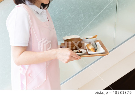 介護イメージ 食事 介護イメージ 食事 48531379