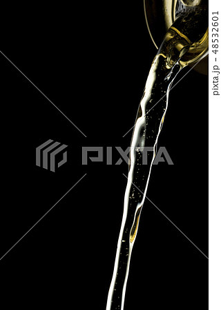 缶ビール 缶ビール 48532601