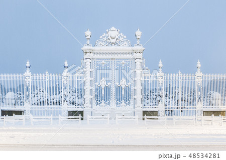 雪の迎賓館 48534281