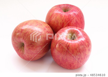 りんご 48534610