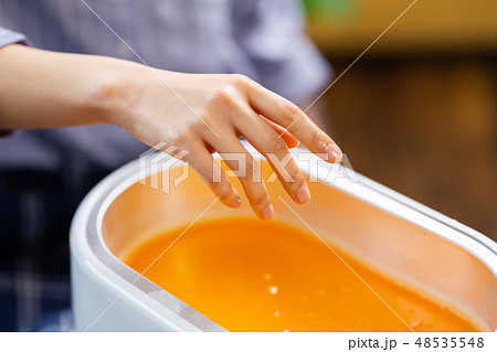 パラフィンパック_ハンドケアイメージ パラフィンパック_ハンドケアイメージ 48535548