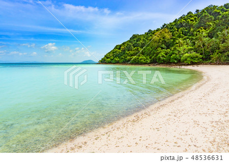 Blue sea and white sand beach with moutain 48536631