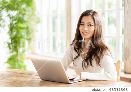 女性 ライフスタイルイメージ 女性 ライフスタイルイメージ 48551368