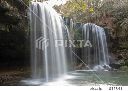 熊本県小国町の鍋ヶ滝 熊本県小国町の鍋ヶ滝 48553414
