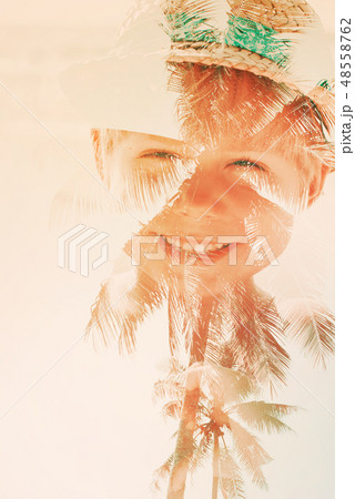 Sweet smile happy boy wattled hat Summer Sweet smile happy boy wattled hat Summer 48558762