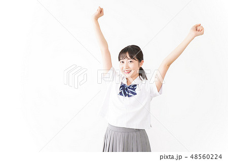 笑顔の若い学生 笑顔の若い学生 48560224