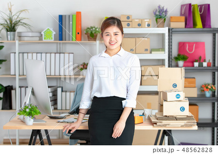 business woman portrait business woman portrait 48562828