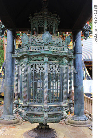 a Oranda Doro (Dutch lantern) - 48571389