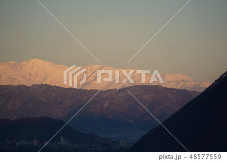 白馬（朝焼けの白馬連峰） 48577559