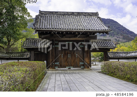 山口　山口県庁　旧山口藩庁門 48584196