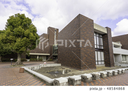 山口　亀山公園　山口県立山口図書館 48584868