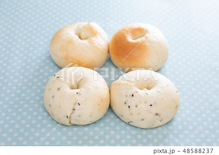 おうちでパン作り ベーグル おうちでパン作り ベーグル 48588237