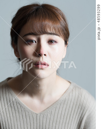 泣き顔 泣き顔 48593299