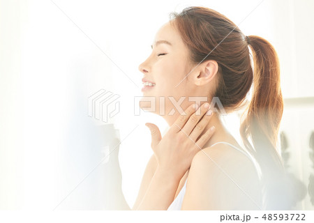 女性 ビューティー 女性 ビューティー 48593722