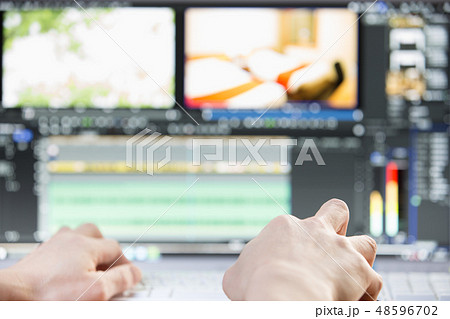 映像編集 48596702