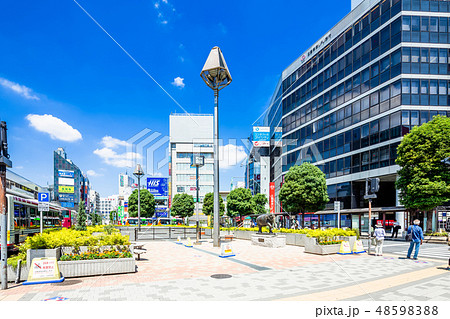 東京　吉祥寺駅　北口駅前の風景 48598388