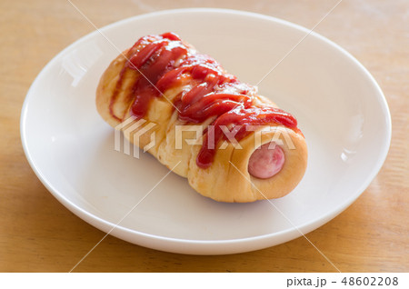 ソーセージパン 48602208