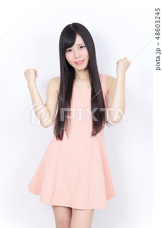 若い女性 ポートレート 若い女性 ポートレート 48603245