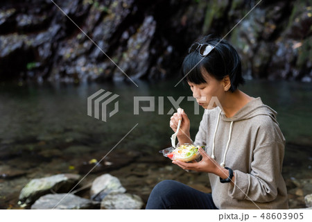 Asian woman eat salad 48603905