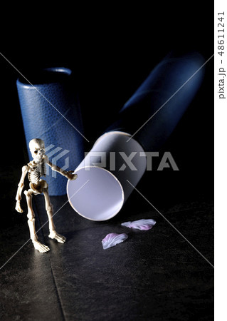 ご覧の通り卒業証書ございません。 48611241