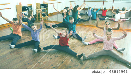 Children dancing contemp in studio smiling and having fun 48615941