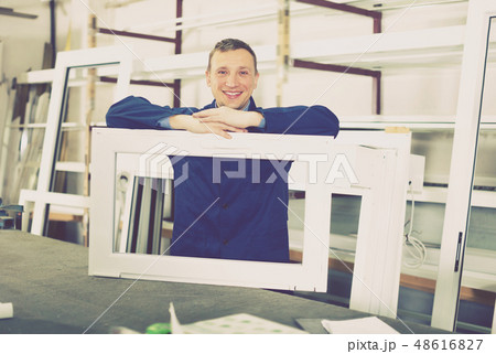 Ordinary labour demonstrating PVC profiles Ordinary labour demonstrating PVC profiles 48616827