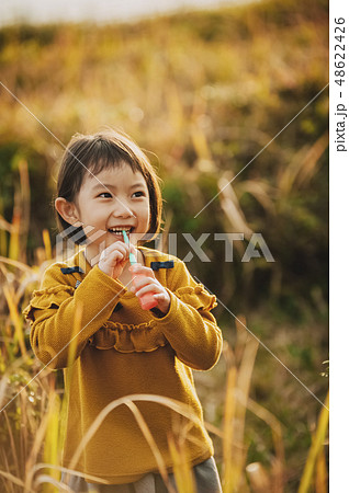 子供 川原 遊ぶ 子供 川原 遊ぶ 48622426