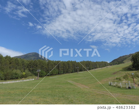 しらかば2in1スキー場と蓼科山 ( 2018年9月秋 長野県北佐久郡立科町 ) しらかば2in1スキー場と蓼科山 ( 2018年9月秋 長野県北佐久郡立科町 ) 48623382