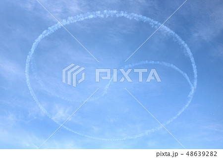 航空ショー ショー 空 48639282
