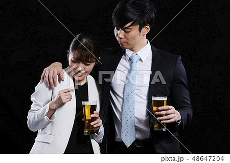 飲み会 ハラスメント 黒バック 飲み会 ハラスメント 黒バック 48647204