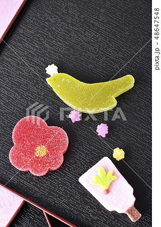 和菓子で正月 48647548