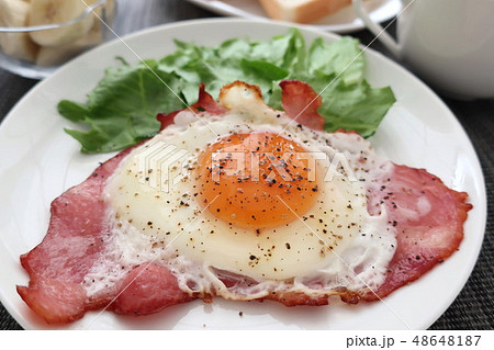 おいしいベーコンエッグ 朝食イメージ おいしいベーコンエッグ 朝食イメージ 48648187