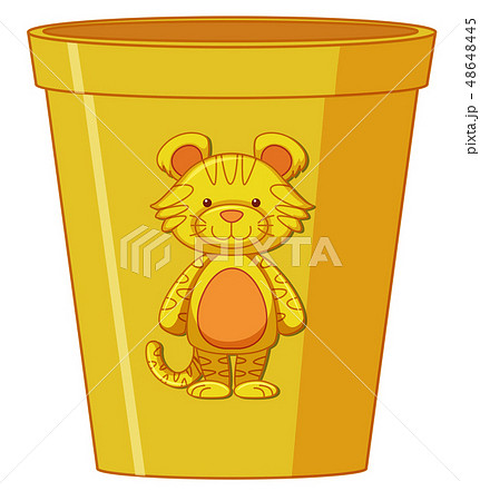 A yellow plastic cup 48648445