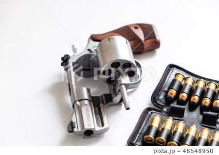 .44 magnum revolver handgun arm 48648950