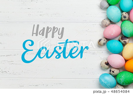 Easter greeting card with eggs 48654084