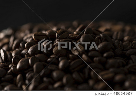 コーヒー豆 焙煎 48654937