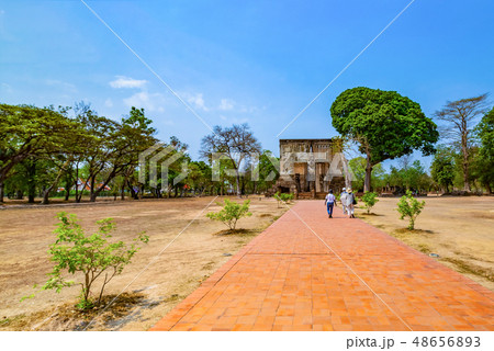 Sukhothai historical park and surrounding area  48656893