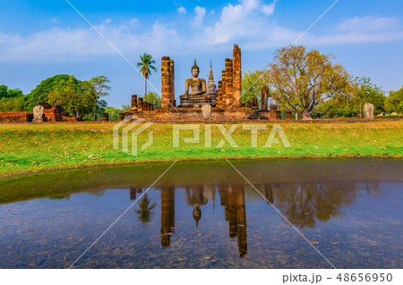 Sukhothai historical park and surrounding area  48656950